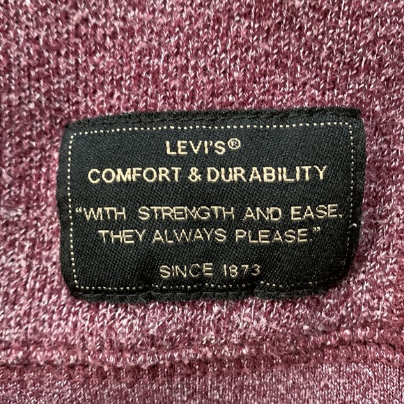 Heavyweight Levi’s crewneck sweater - Picture 2 of 3